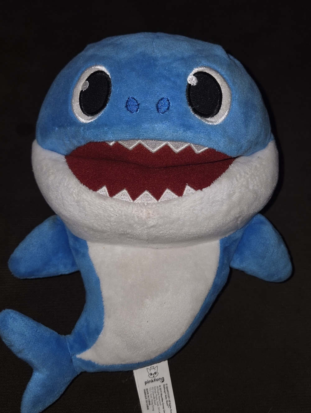 Baby Shark Daddy Shark Hand Puppet Tempo Changes W/ Hand Movement